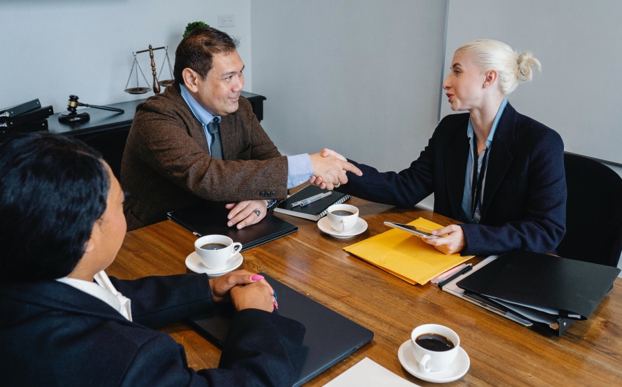 How to Go From Executive Assistant ...